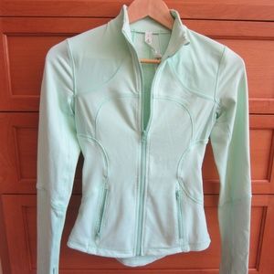 lululemon jacket